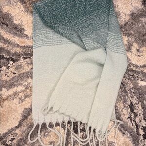 Anthropologie Mer-sea Scarf in Teal and Cream